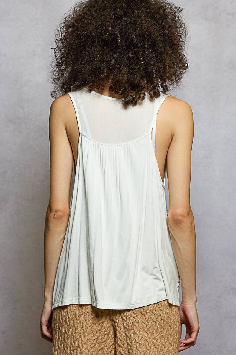 POL Sleeveless contrast floral lace crochet detail v-neck top